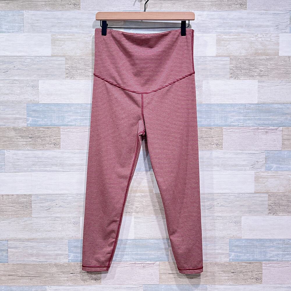 GapFit Maternity Full Panel Propel 7/8 Leggings Red Stripe Eclipse Womens Medium